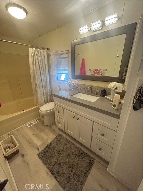 Detail Gallery Image 11 of 14 For 17261 Gothard St #47,  Huntington Beach,  CA 92647 - 2 Beds | 2 Baths