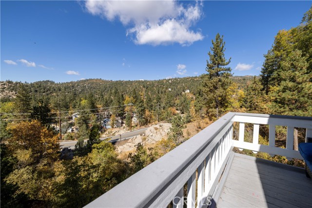 Detail Gallery Image 16 of 24 For 33010 Donner Ln, Arrowbear,  CA 92382 - 2 Beds | 2 Baths