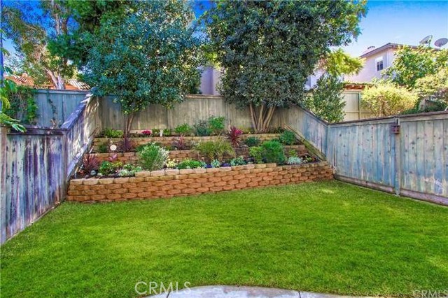 Detail Gallery Image 28 of 33 For 143 Trofello Ln, Aliso Viejo,  CA 92656 - 2 Beds | 2/1 Baths