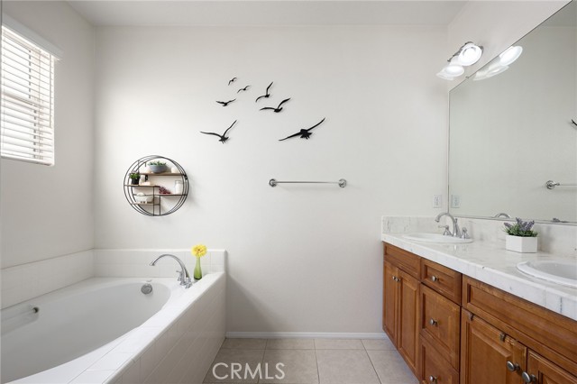 Detail Gallery Image 12 of 26 For 189 Groveland, Irvine,  CA 92620 - 2 Beds | 2/1 Baths