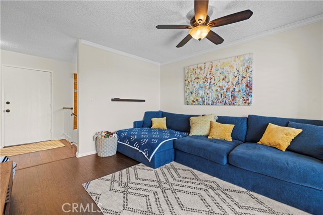 Detail Gallery Image 14 of 33 For 15614 Crestview Ln #63,  Granada Hills,  CA 91344 - 2 Beds | 3 Baths