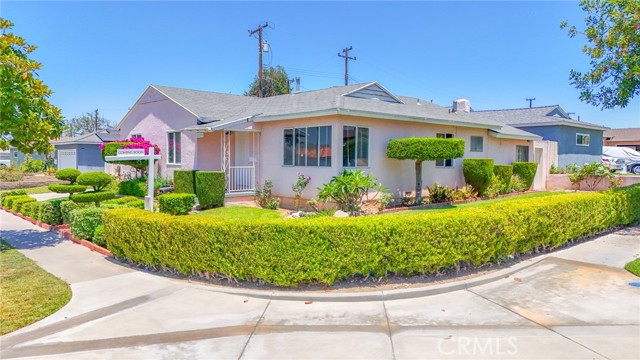 12122 Goldendale Drive, La Mirada CA: https://media.crmls.org/medias/4e1ddd77-746b-4925-bdeb-3c53ce4b04c2.jpg