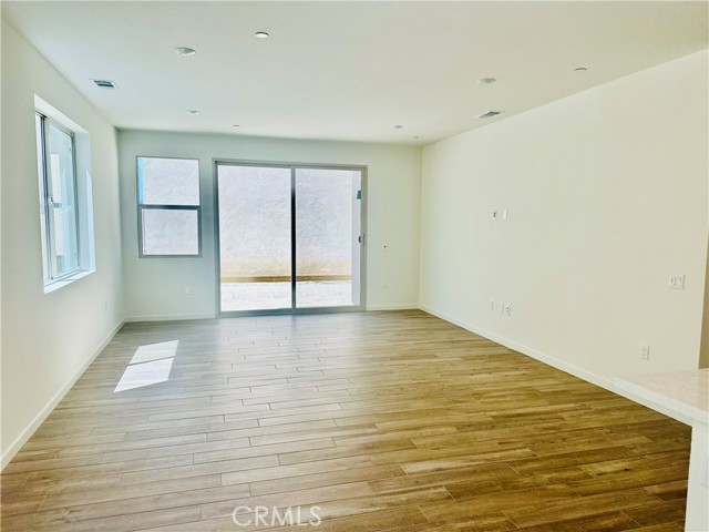 Detail Gallery Image 9 of 32 For 3210 S Jasper Paseo, Ontario,  CA 91761 - 3 Beds | 2/1 Baths