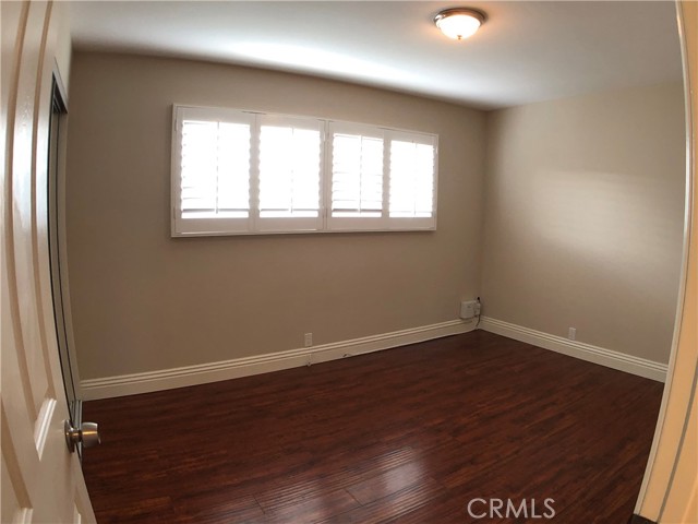 Detail Gallery Image 6 of 11 For 19572 Constellation Ln, Huntington Beach,  CA 92646 - 3 Beds | 2 Baths