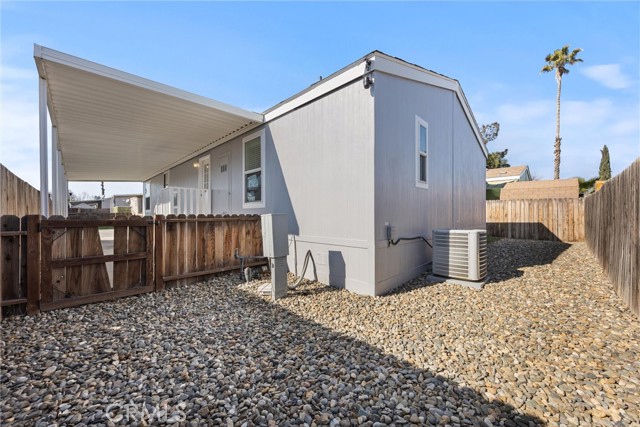Detail Gallery Image 35 of 36 For 256 Mary Kay Ln, Bakersfield,  CA 93308 - 3 Beds | 2 Baths