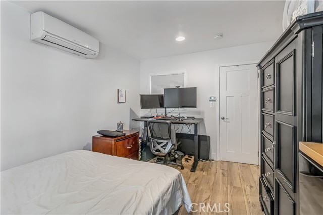 Detail Gallery Image 19 of 26 For 2884 Crescent-Way Thousand Oaks Way, Thousand Oaks,  CA 91362 - 2 Beds | 1 Baths