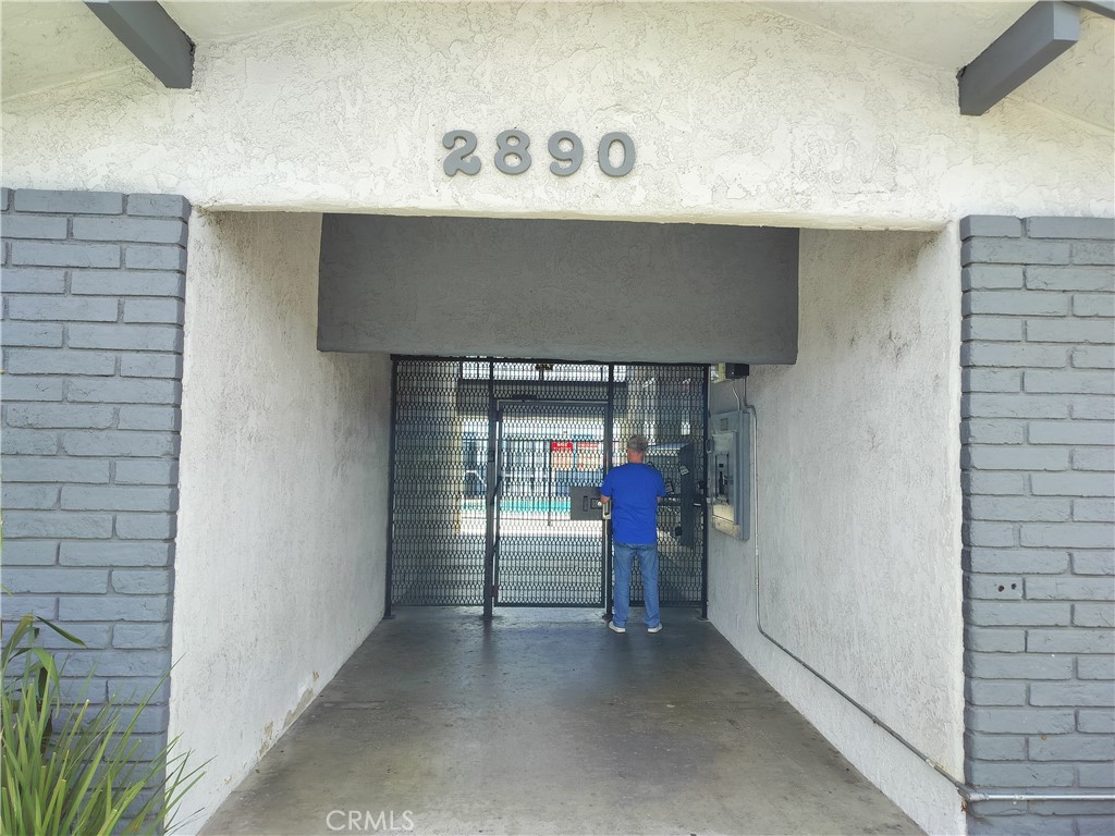 2890 E Artesia #22