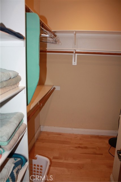 423 19th Street, Manhattan Beach CA: https://media.crmls.org/medias/4e20c4d4-6d4a-4bbc-853d-1e1f9a2e28c2.jpg