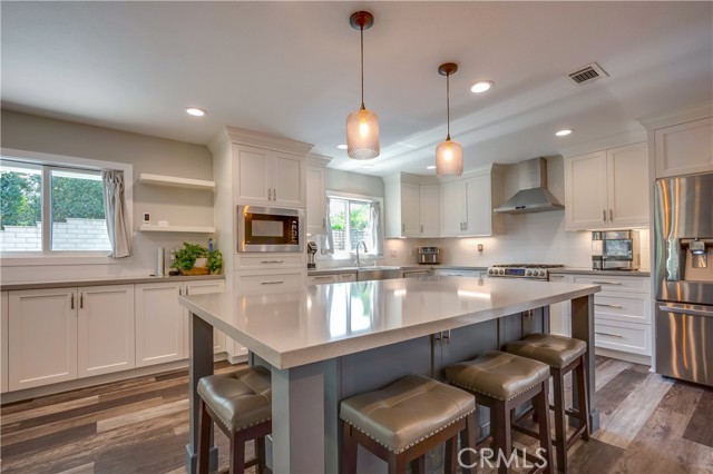 Detail Gallery Image 17 of 48 For 2311 via Pacifica, Corona,  CA 92882 - 4 Beds | 3 Baths