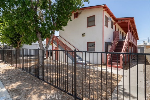 Detail Gallery Image 4 of 33 For 44921 Trevor, Lancaster,  CA 93534 - – Beds | – Baths