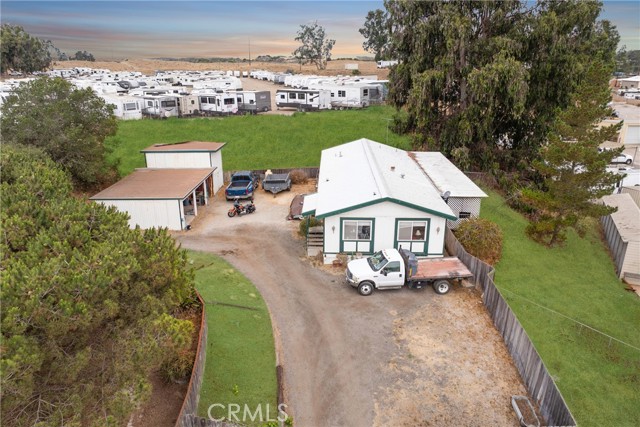 748 Garrett Lane, Arroyo Grande CA: https://media.crmls.org/medias/4e218321-d4e1-4650-b054-a9e7f55b95b5.jpg