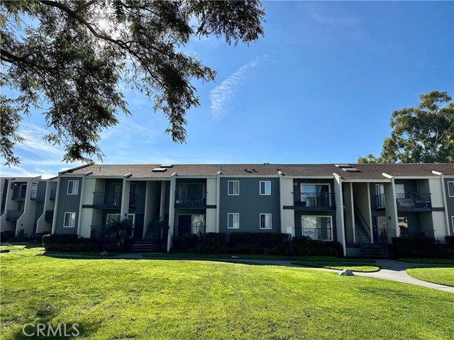 Detail Gallery Image 2 of 17 For 12350 E Del Amo Blvd #1014,  Lakewood,  CA 90715 - 2 Beds | 1 Baths