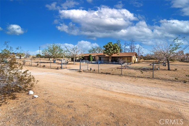 Detail Gallery Image 40 of 41 For 1495 Alta Ave, Yucca Valley,  CA 92284 - 2 Beds | 2 Baths