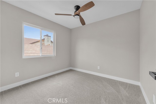 Detail Gallery Image 13 of 34 For 20015 Gilbert, Canyon Country,  CA 91351 - 4 Beds | 3 Baths