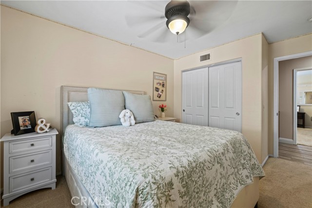 28436 Calex Drive, Valencia CA: https://media.crmls.org/medias/4e229144-fad1-4b58-b711-b1ba47e8134d.jpg