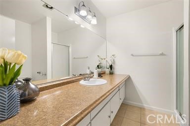 4722 Park Granada, Calabasas CA: https://media.crmls.org/medias/4e23d1c1-926f-4d27-8bfd-6b8caf11c091.jpg