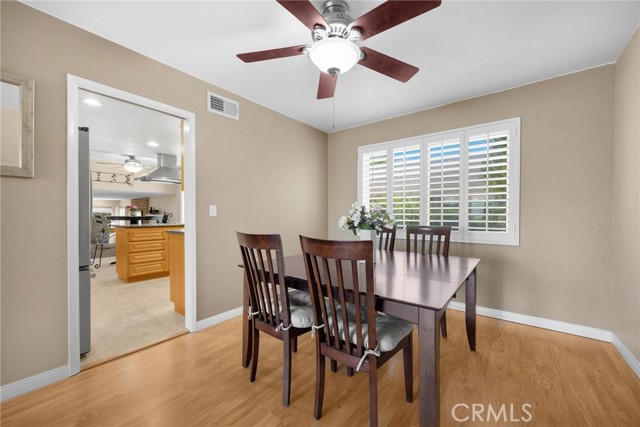 Detail Gallery Image 4 of 28 For 419 Clairmont Ave, Placentia,  CA 92870 - 4 Beds | 3 Baths