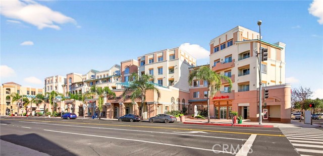 Detail Gallery Image 2 of 17 For 580 W Main St #220,  Alhambra,  CA 91801 - 2 Beds | 2 Baths