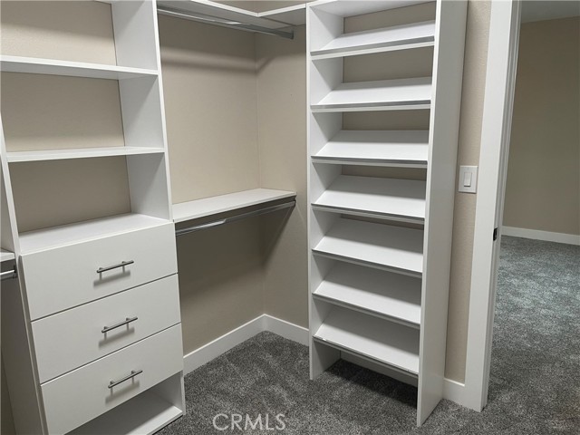 Image 46 of 65 For 824 Dune  