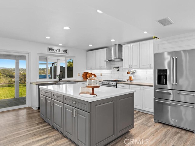 Detail Gallery Image 17 of 62 For 1914 Radford St, Oceanside,  CA 92056 - 4 Beds | 2/1 Baths