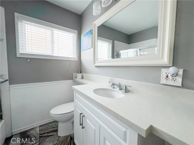 Detail Gallery Image 8 of 20 For 4344 Nipomo, Lakewood,  CA 90713 - 3 Beds | 2 Baths