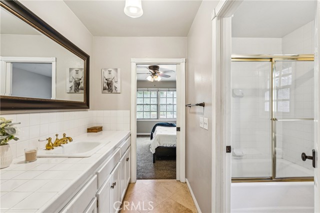 Detail Gallery Image 11 of 20 For 26461 Hillcrest Ln, Lake Arrowhead,  CA 92352 - 4 Beds | 3/1 Baths