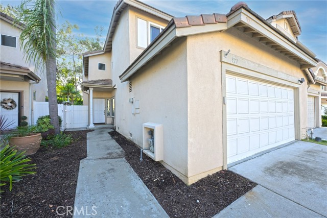 Image 4 of 46 For 927 Lone Pine