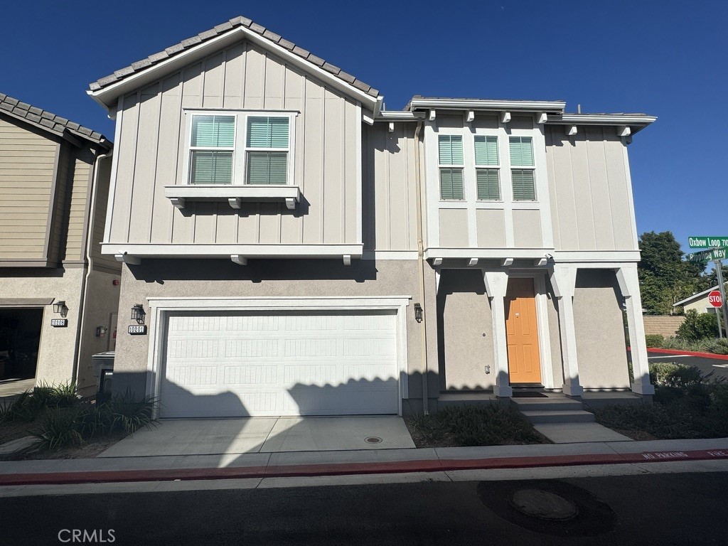 10201 Oxbow Loop