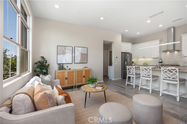 Detail Gallery Image 24 of 51 For 150 Nature Walk, Irvine,  CA 92618 - 2 Beds | 2 Baths