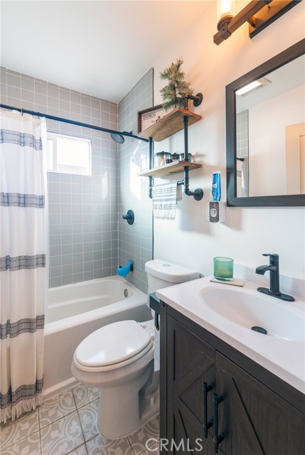 Detail Gallery Image 16 of 25 For 2350 249th St, Lomita,  CA 90717 - 2 Beds | 1 Baths