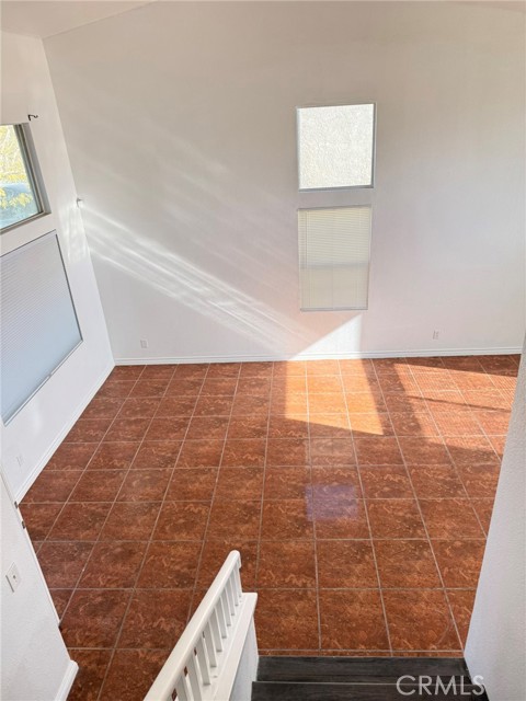 Detail Gallery Image 14 of 15 For 14325 Tawney Ridge, Victorville,  CA 92394 - 4 Beds | 2/1 Baths