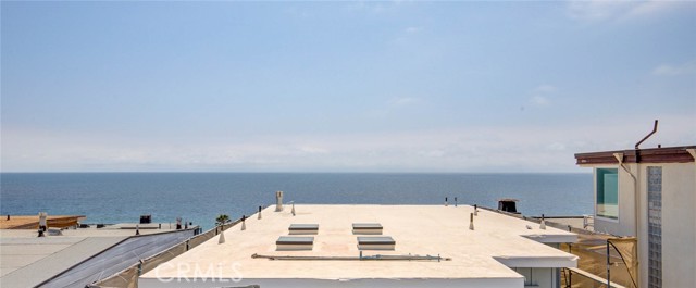 Detail Gallery Image 24 of 26 For 217 35th Pl #B,  Manhattan Beach,  CA 90266 - 2 Beds | 1 Baths