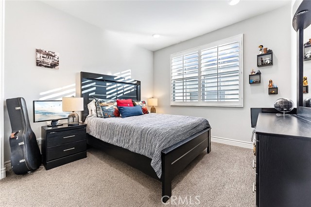 202 Geyser, Irvine CA: https://media.crmls.org/medias/4e2e4f67-ab6e-4ea4-b5b3-1ad826d49ca7.jpg