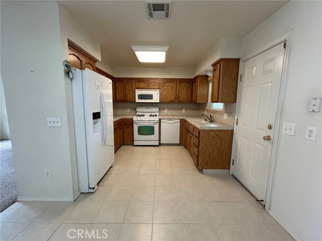 Detail Gallery Image 39 of 54 For 18149 Varden Dr, Madera,  CA 93638 - 3 Beds | 2 Baths