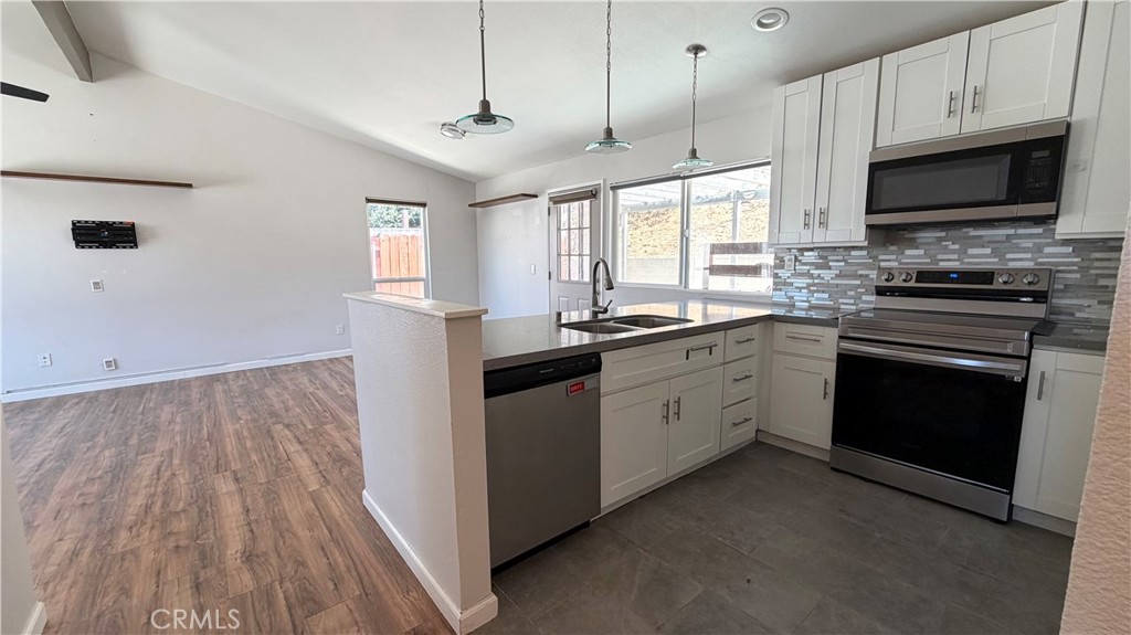 330 James Street - photo 5