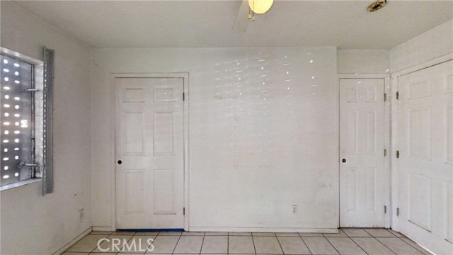 Detail Gallery Image 16 of 27 For 426 W 81st St, Los Angeles,  CA 90003 - 4 Beds | 2 Baths