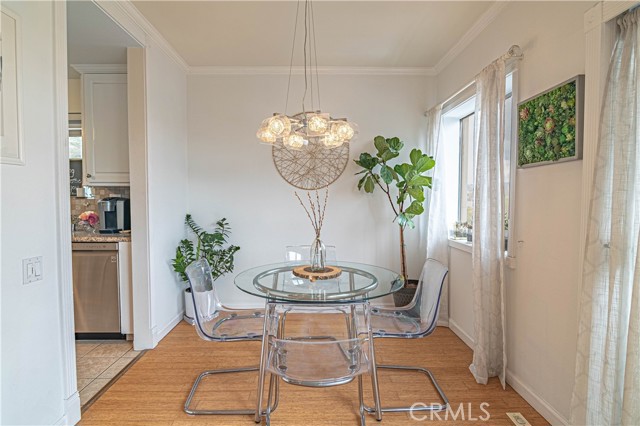 Detail Gallery Image 5 of 28 For 1115 S Elm Dr #301,  Los Angeles,  CA 90035 - 2 Beds | 2 Baths