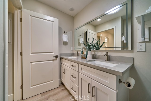 Detail Gallery Image 14 of 26 For 3287 San Amadeo #B,  Laguna Woods,  CA 92637 - 2 Beds | 2 Baths
