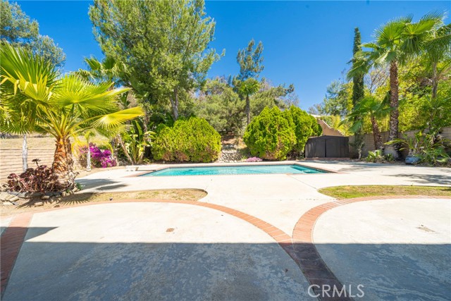 49 Village Loop Road, Pomona CA: https://media.crmls.org/medias/4e313238-a69b-43a3-822e-a0329d65abda.jpg