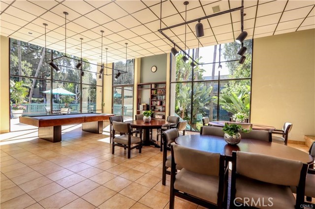 Detail Gallery Image 17 of 24 For 424 N Bellflower Bld #216,  Long Beach,  CA 90814 - 1 Beds | 1 Baths