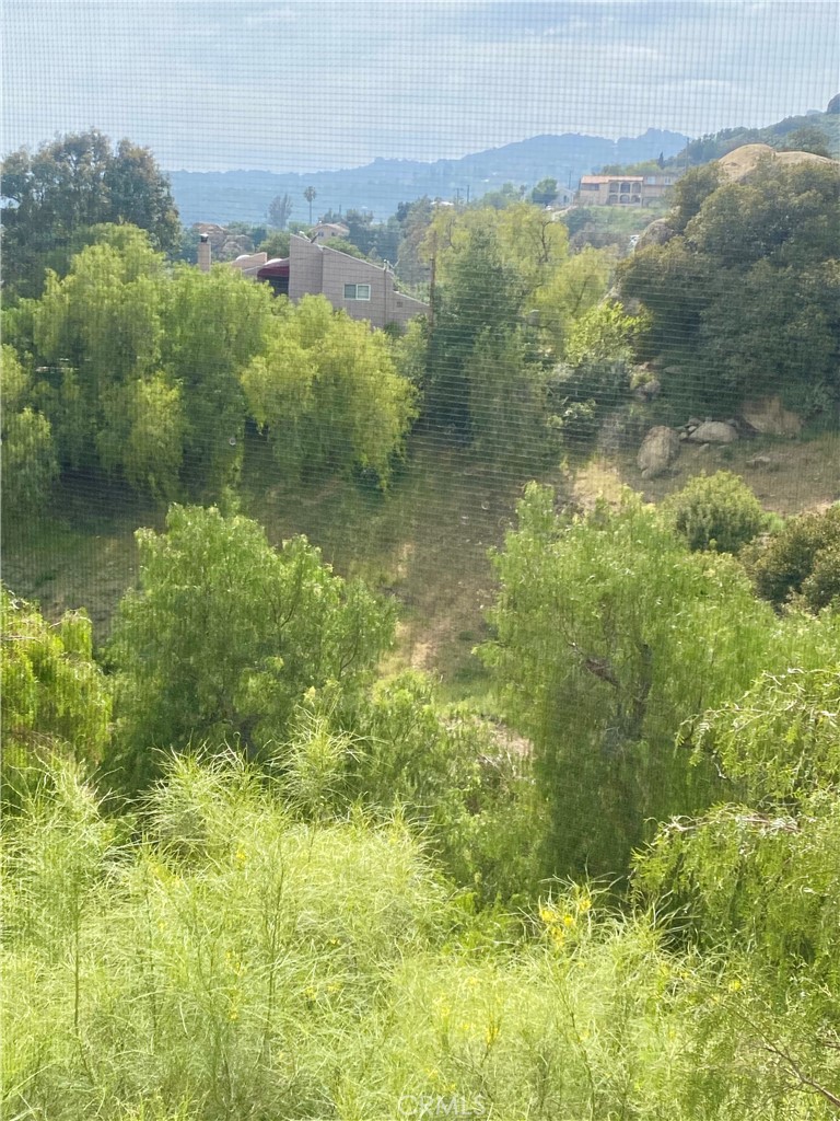 https://media.crmls.org/medias/4e327d83-146f-4f1d-b195-2cabc1928f74.jpg?preset=X-Large