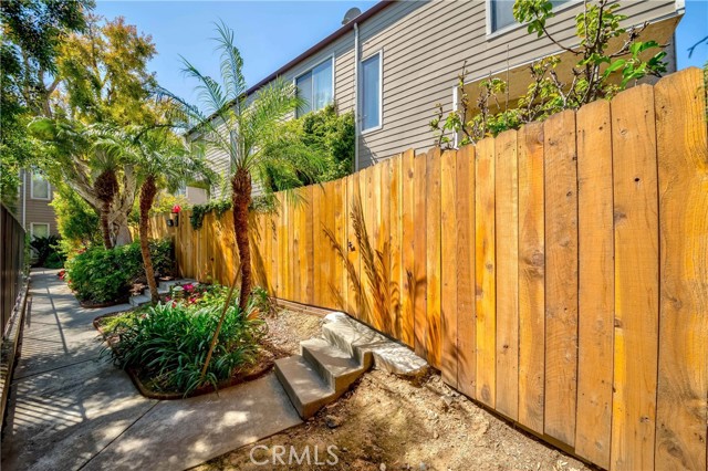 Detail Gallery Image 38 of 41 For 1118 Magnolia St #C,  South Pasadena,  CA 91030 - 3 Beds | 2/1 Baths