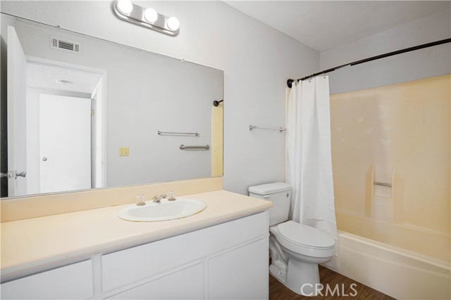 612 S Santa Fe Street, Hemet CA: https://media.crmls.org/medias/4e33441b-07c1-44de-baaf-19ffbe2c2b27.jpg