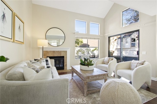 Detail Gallery Image 11 of 26 For 633 Springbrook #45,  Irvine,  CA 92614 - 2 Beds | 2/1 Baths