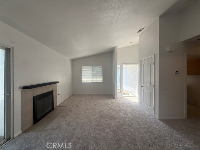 Detail Gallery Image 7 of 33 For 1230 Tourmaline Ave, Mentone,  CA 92359 - 3 Beds | 2 Baths