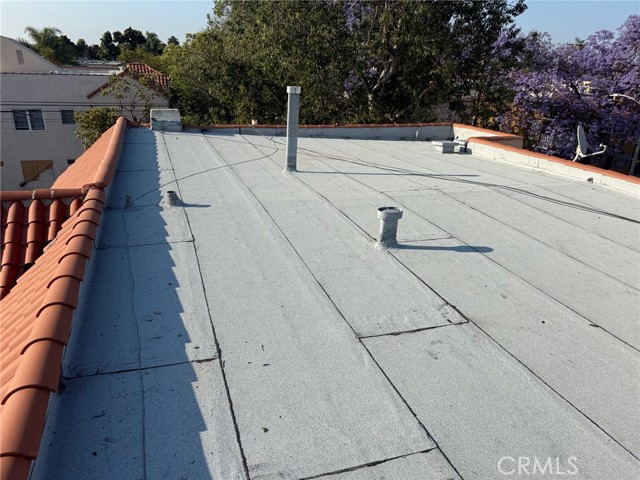 1990 Cedar Avenue, Long Beach CA: https://media.crmls.org/medias/4e3460a0-0f7c-4ca8-a478-99dfa90b4a18.jpg