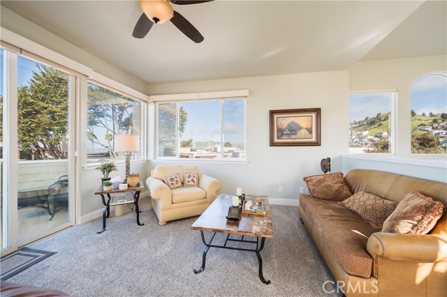 Detail Gallery Image 11 of 75 For 3111 Studio Dr, Cayucos,  CA 93430 - 3 Beds | 2/1 Baths