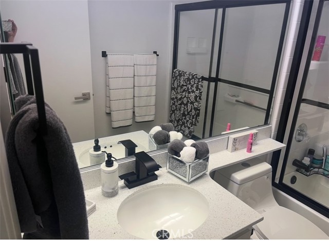 41172 Geranio Circle, Murrieta CA: https://media.crmls.org/medias/4e358577-9011-420c-ba8f-45cd1acf0023.jpg