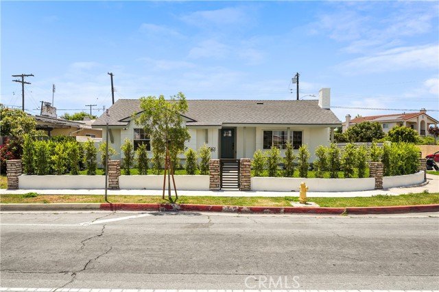 23401 Anza Ave, Torrance CA: https://media.crmls.org/medias/4e35fb99-c3e0-43d0-91fa-e71b052b1930.jpg
