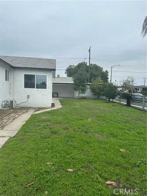 681 70th Street, Long Beach, California 90805, 4 Bedrooms Bedrooms, ,3 BathroomsBathrooms,Single Family Residence,For Sale,70th,PW24063022